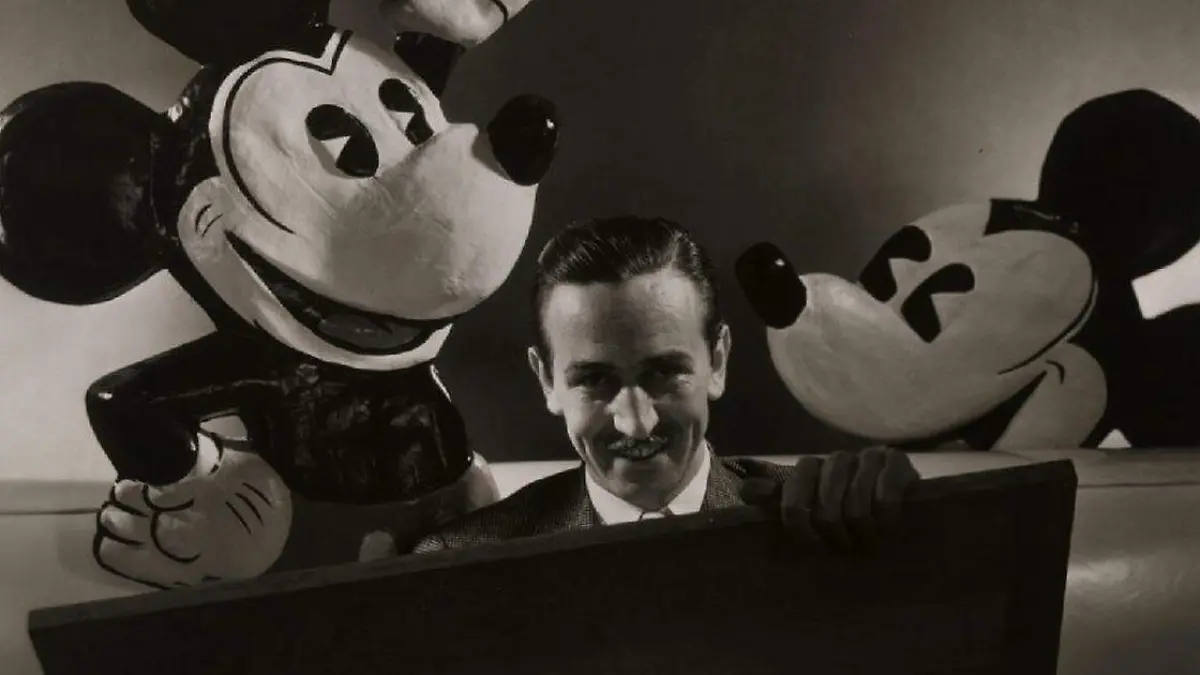 Uno de los personajes que más regalías ha dejado al mundo mágico de Walt Disney es Mickey Mouse